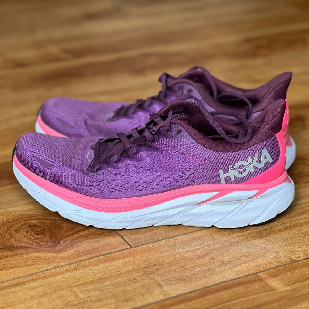 Hoka Clifton 8 running shoes